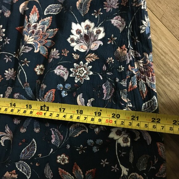 Hilary Radley Long Dark Floral Paradisaical Tunic Blouse - Picture 13 of 16